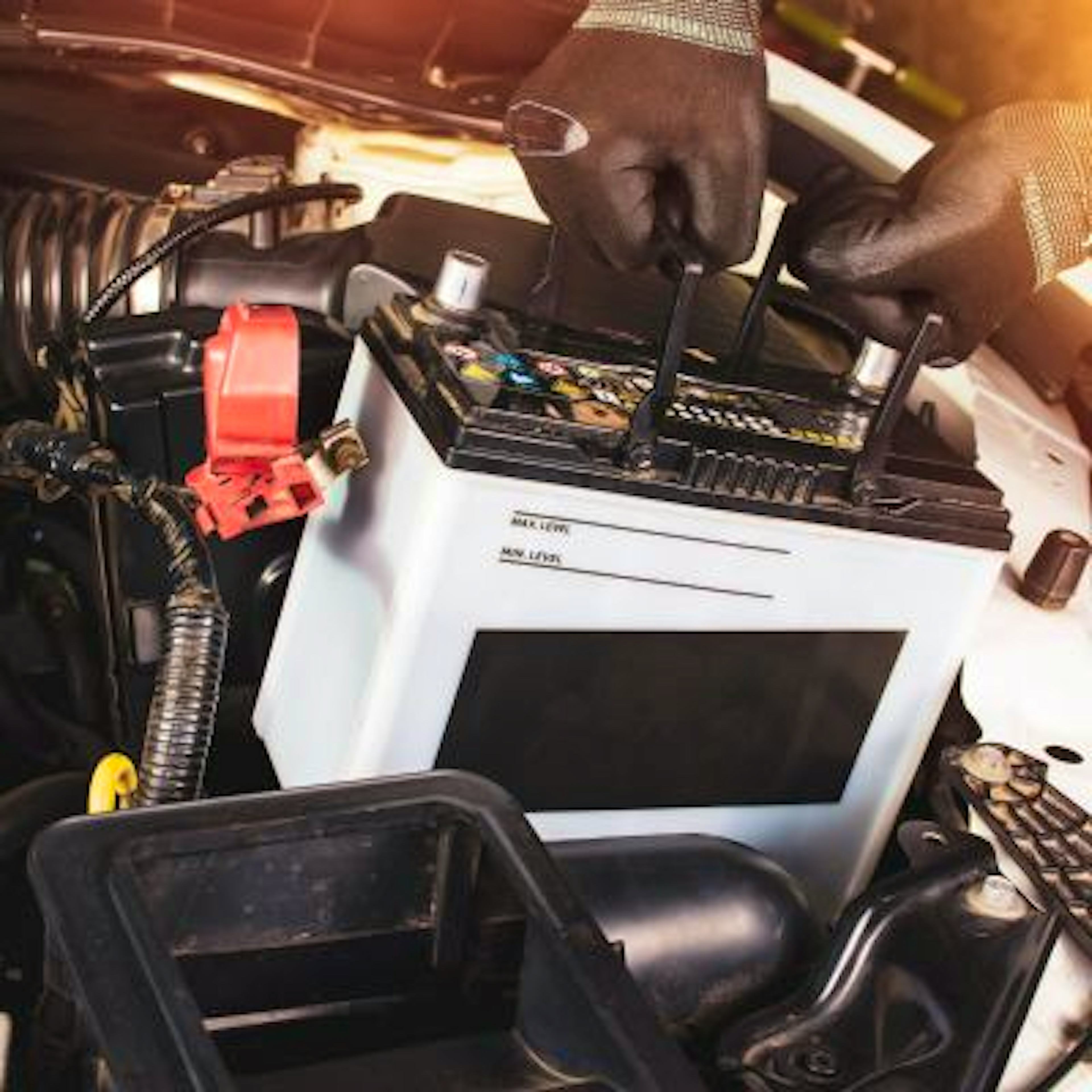 Batterie Dacia Duster : quel prix et comment la changer ?