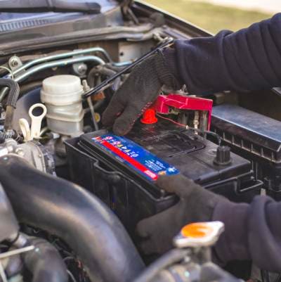 Batterie Peugeot 308 : que faire et à quel prix ?