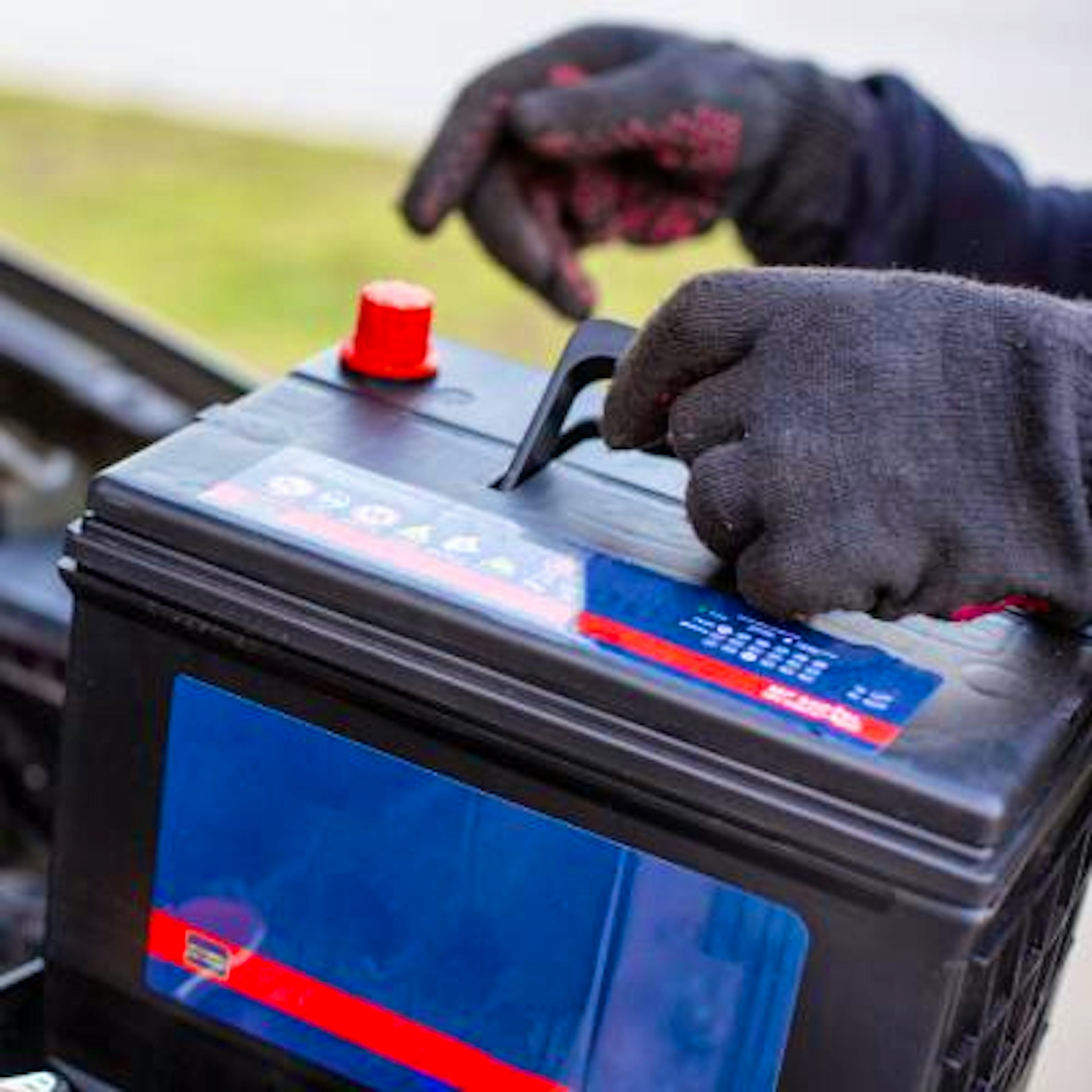 Batterie Scenic 4 : comment changer et quel prix ?