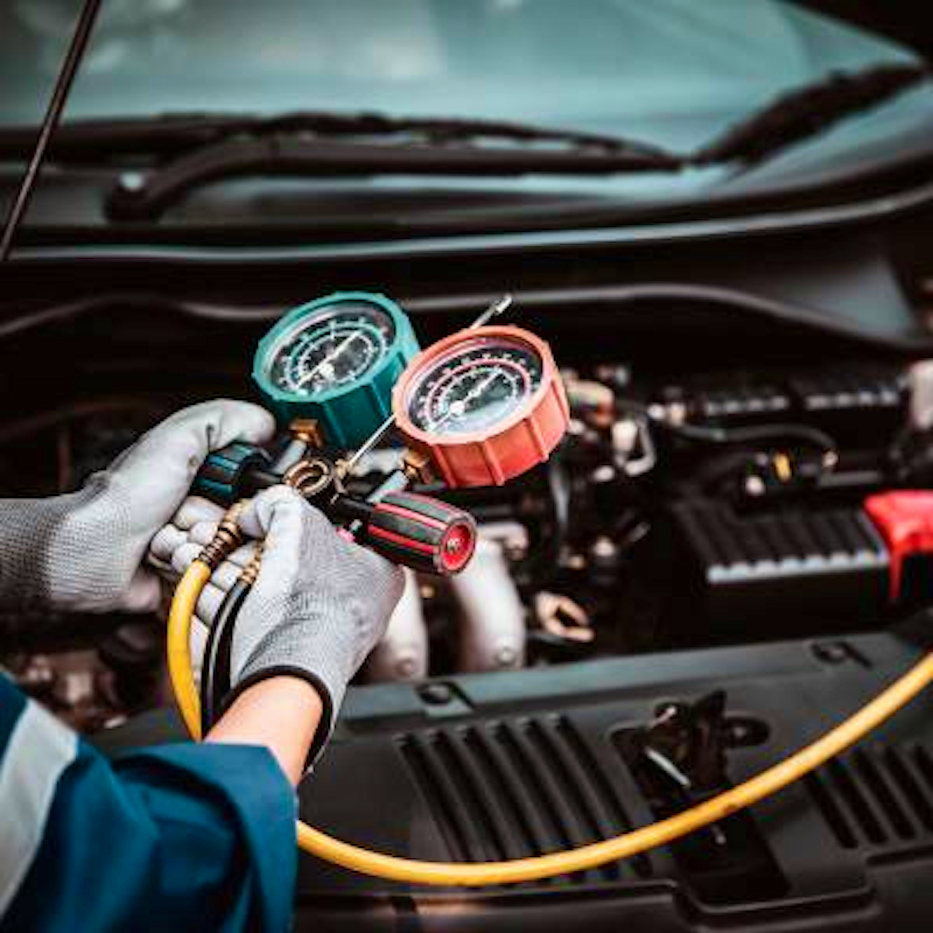 Comment savoir si la clim voiture est à recharger ?