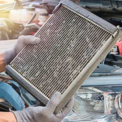 Fuite du radiateur de la voiture : que faire ?