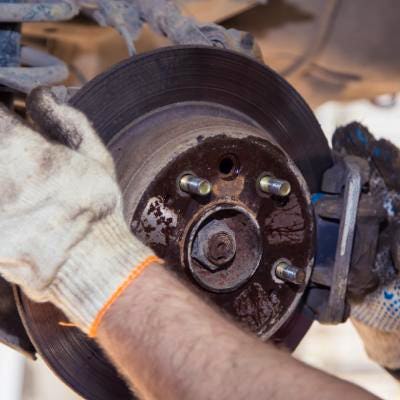 Plaquette de frein Clio 3 : quand la changer et à quel prix ?