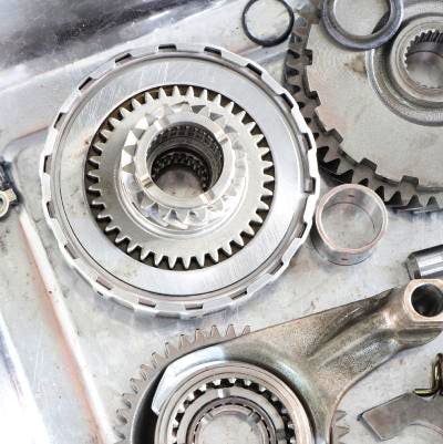 Roulement boite de vitesse : quels symptômes ?