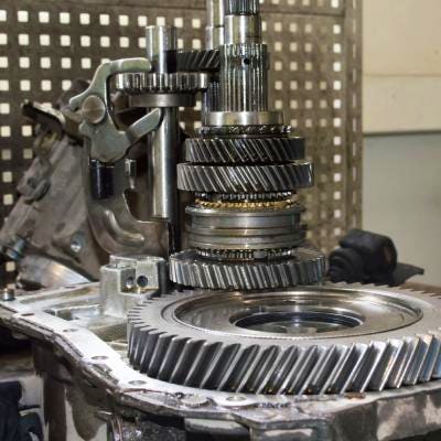 Synchro boite de vitesse : quel fonctionnement et quel prix ?