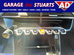 Peugeot 208  ACTIVE PACK 1.2i - 75 + RADAR + CAR PLAY occasion - Photo 11