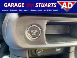 Citroën C3  1.2i - 110 S&S SHINE - CAMERA - NAVIGATION occasion - Photo 33