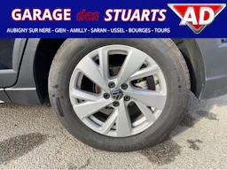 Volkswagen Taigo  1.0 TSI - 110 - LIFE + CLIM AUTO BI-ZONE occasion - Photo 18