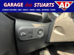 Citroën C3  1.2  12V - 110 S&S - BV EAT6 - SHINE occasion - Photo 20