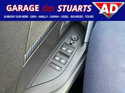 Peugeot 2008  1.2i   - 130 - BV EAT8  Allure Business occasion - Photo 26