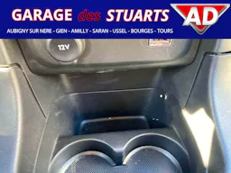 Citroën C3  1.2 PT 83 S&S  Feel Pack + Sièges Chauffants + Car Play occasion - Photo 25