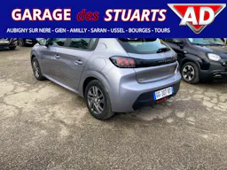 Peugeot 208  1.2i   S&S - 75 Active Pack + Car play occasion - Photo 18
