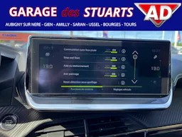 Peugeot 2008  1.2i 130 GT LINE + ATTELAGE + PACK CUIR + TOIT OUVRANT occasion - Photo 18