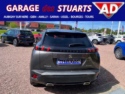 Peugeot 2008  1.2i 130 GT LINE + ATTELAGE + PACK CUIR + TOIT OUVRANT occasion - Photo 5