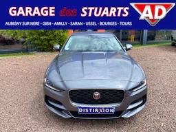Jaguar XE  D180 - BVA  BERLINE S + ATTELAGE occasion - Photo 3