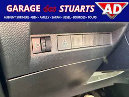 Peugeot 208  1.2i Pt - 100  Allure occasion - Photo 19