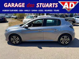 Peugeot 208  1.2i Pt - 100  Allure occasion - Photo 4