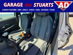 Peugeot 208  1.2i Pt - 100  Allure occasion - Photo 5