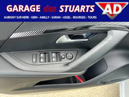 Peugeot 2008  1.2i Turbo - 100  II  Allure  -35% occasion - Photo 23