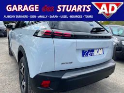 Peugeot 2008 1.2i Turbo - 100 II Allure -35% occasion - Photo 31