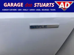 Peugeot 308 1.2i PT 12V S&S - 110 II Style PHASE 2 occasion - Photo 14