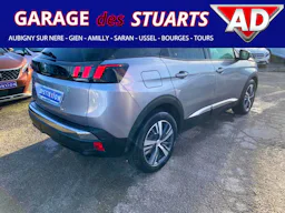 Peugeot 3008  1.5 BlueHDi S&S - 130 - BV EAT8  Allure Pack occasion - Photo 4