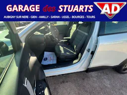 Citroën C4 1.2 PT12V - 130 S&S Plus + PK ACCESS NAV occasion - Photo 7
