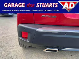 Peugeot 2008 1.2i PT S&S - 130 - EAT8 Allure occasion - Photo 23