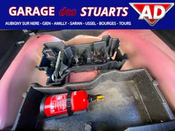 Peugeot 2008 1.2i PT S&S - 130 - EAT8 Allure occasion - Photo 27