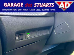 Peugeot 2008 1.2i PT S&S - 130 - EAT8 Allure occasion - Photo 35