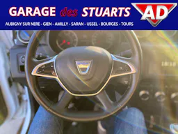 Dacia Duster 1.5 Blue dCi - 115 15 Ans + Attelage + Cam 360° occasion - Photo 8
