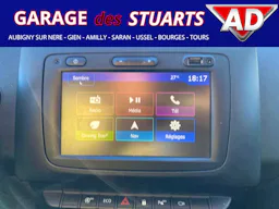 Dacia Duster 1.5 Blue dCi - 115 15 Ans + Attelage + Cam 360° occasion - Photo 10