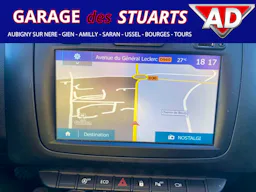Dacia Duster 1.5 Blue dCi - 115 15 Ans + Attelage + Cam 360° occasion - Photo 11