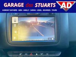 Dacia Duster  1.5 Blue dCi - 115  15 Ans + Attelage + Cam 360° occasion - Photo 12
