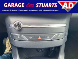 Peugeot 308  1.5 BlueHDi S&S - 130 - BV EAT8  Style + Attelage occasion - Photo 28