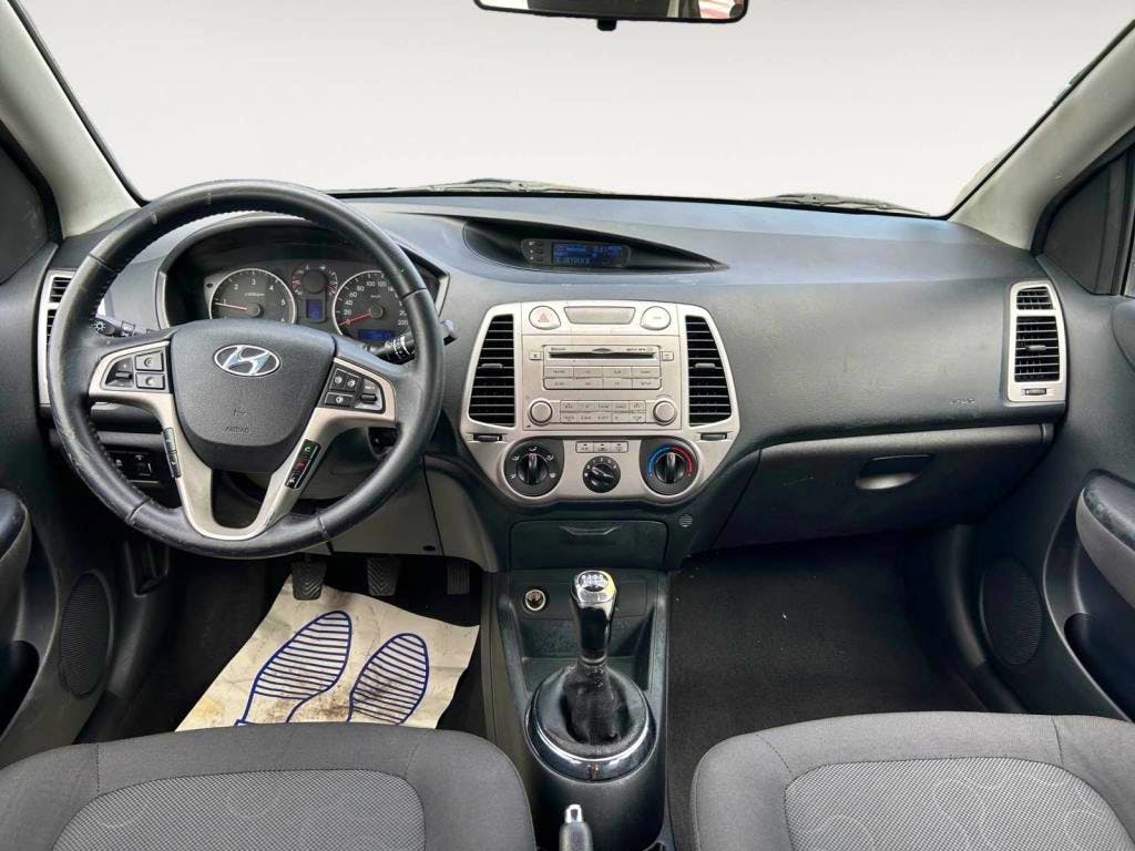 Hyundai i20  1.4 CRDi - 75 BERLINE Pack Inventive PHASE 1 occasion - Photo 10