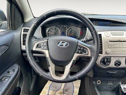 Hyundai i20  1.4 CRDi - 75 BERLINE Pack Inventive PHASE 1 occasion - Photo 12