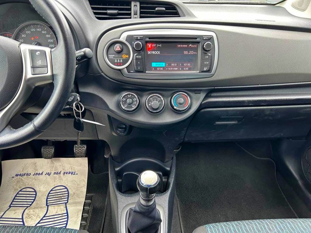 Toyota Yaris  1.3 - 100 VVT-i  III Dynamic PHASE 1 occasion - Photo 11