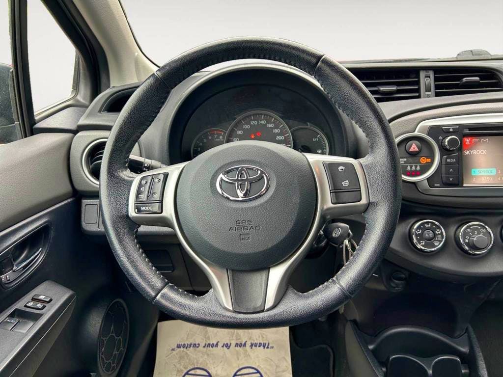 Toyota Yaris  1.3 - 100 VVT-i  III Dynamic PHASE 1 occasion - Photo 12