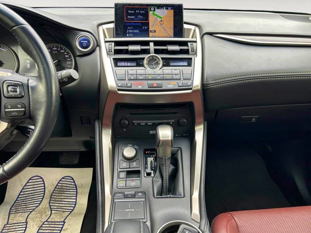 Lexus NX  300h 4WD - BV E-CVT  300H Executive PHASE 1 occasion - Photo 11