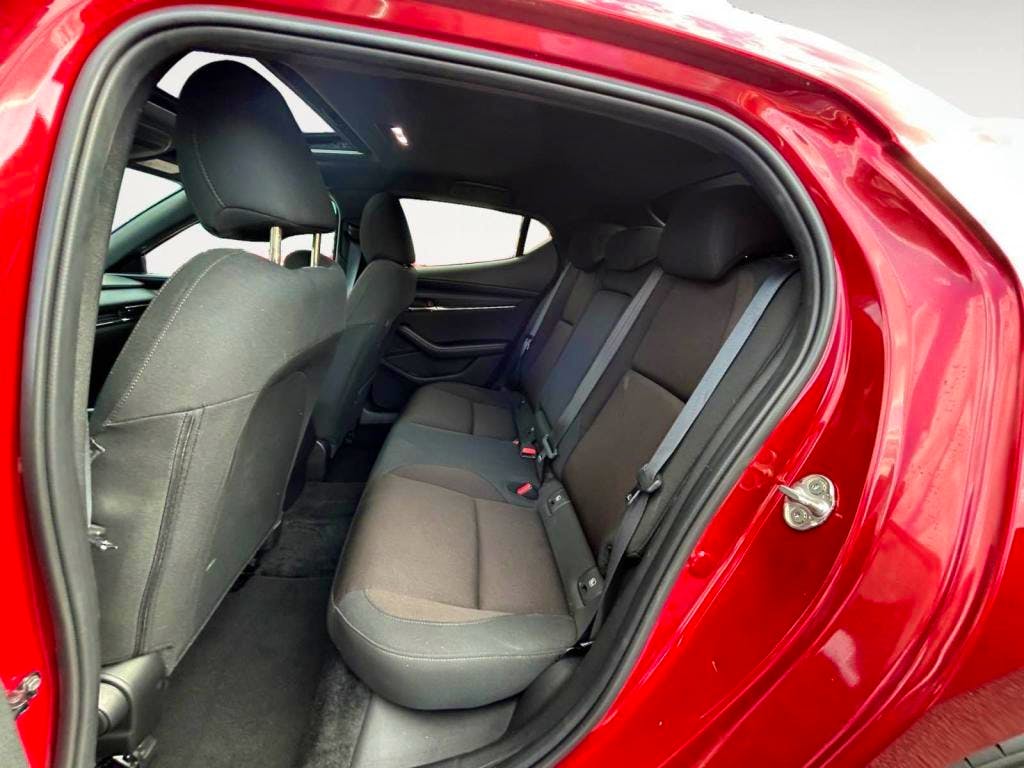 Mazda 3  Mazda3 2.0 e-Skyactiv-X M-Hybrid - 186 - BVA Sportline occasion - Photo 13