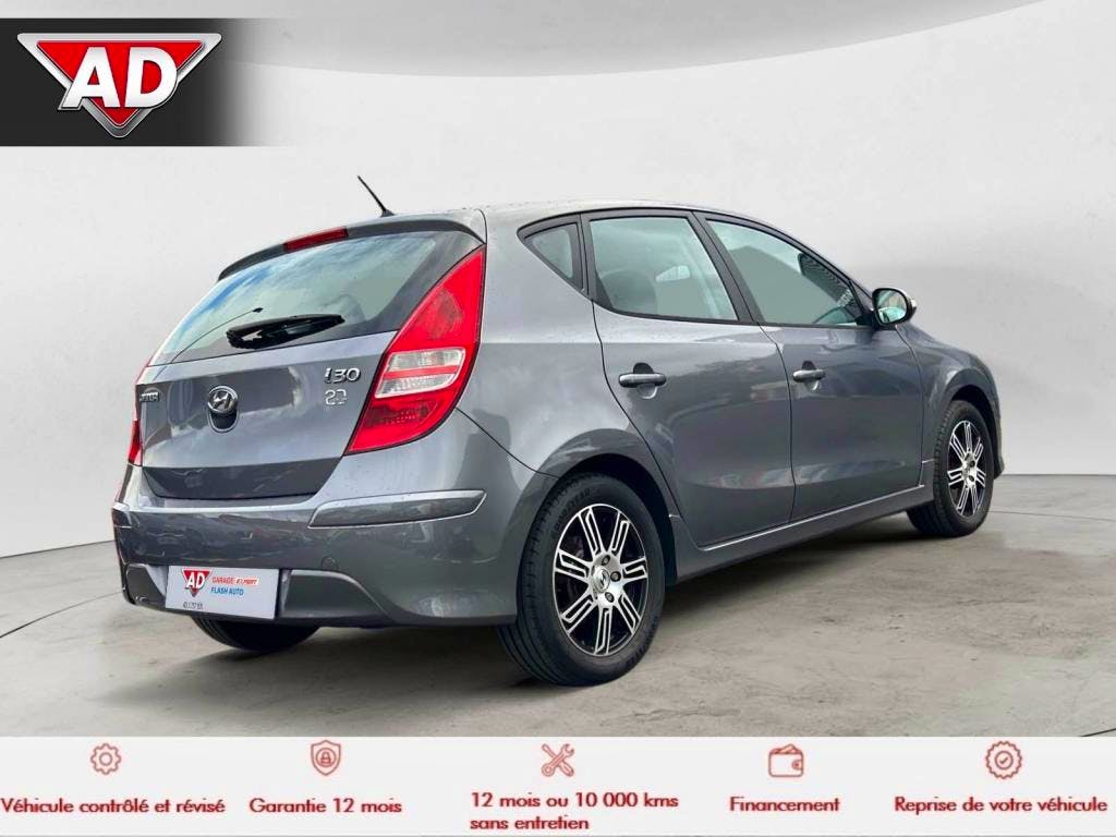 Hyundai i30  1.4i Pack Inventive PHASE 2 occasion - Photo 5