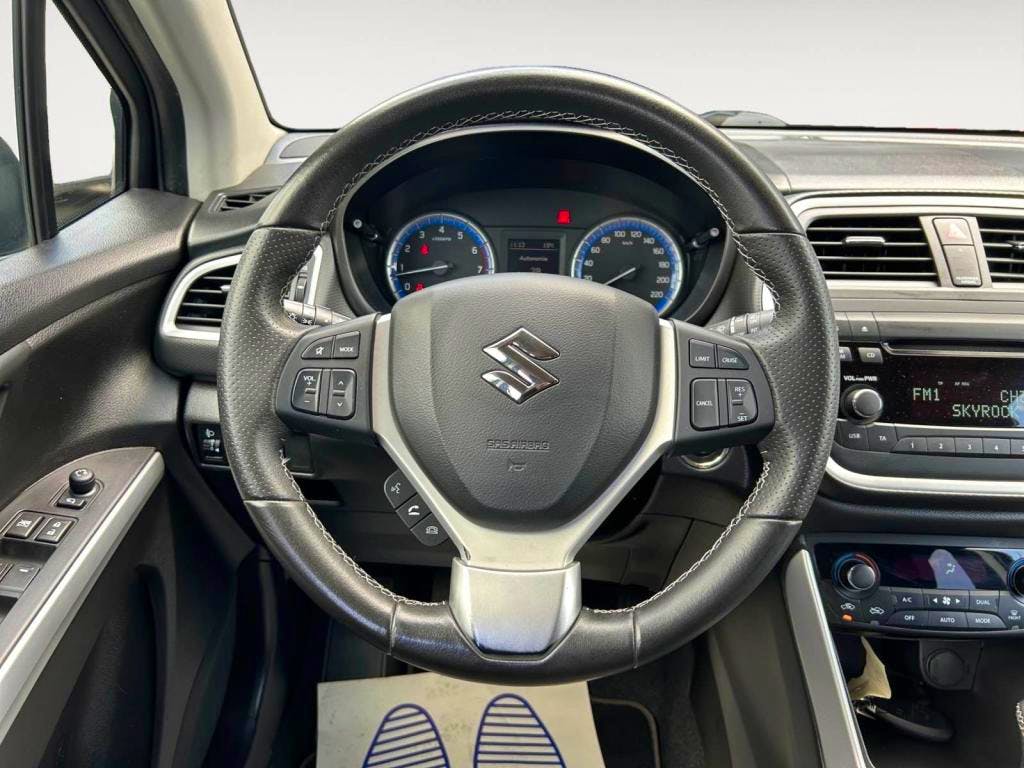 Suzuki SX4 S-cross  S-Cross 1.6i VVT  Avantage PHASE 1 occasion - Photo 12