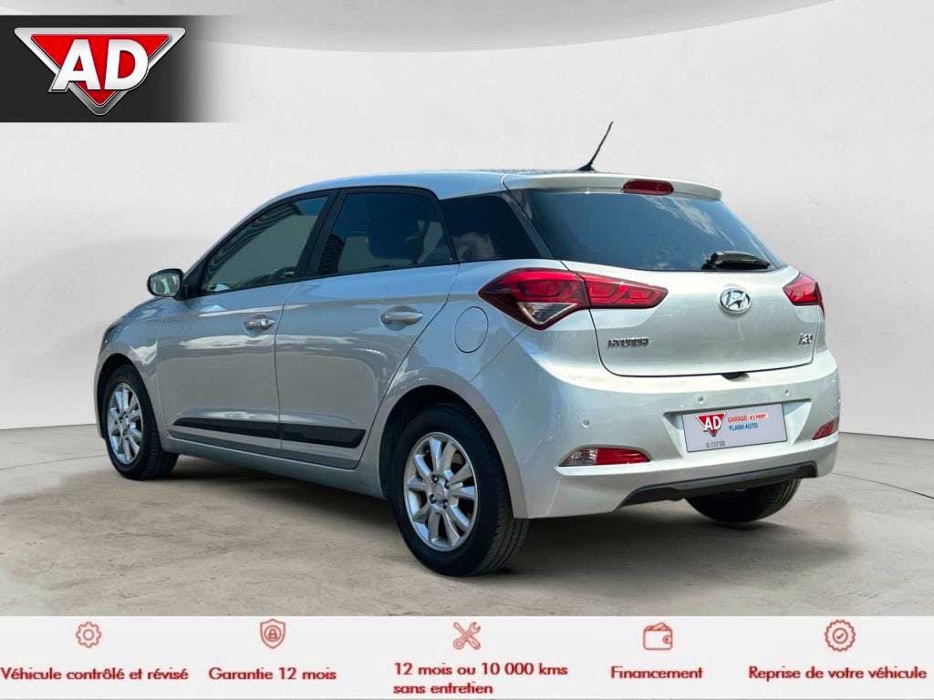 Hyundai i20  1.2i - 84 II UEFA Euro 2016 PHASE 1 occasion - Photo 3