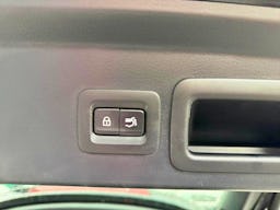 Mazda CX-30  2.0 e-Skyactiv-X M-Hybrid - 186 - BVA MY 2022 Exclusive occasion - Photo 17