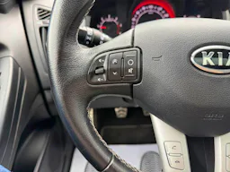 Kia Ceed  Pro 1.6 CRDi FAP - 128 - Stop & Go PRO  COUPE Sport PHASE 2 occasion - Photo 17