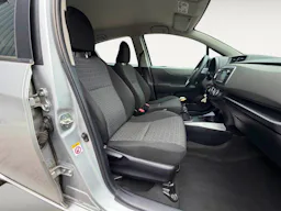 Toyota Yaris  1.4 - 90 D-4D FAP III Dynamic PHASE 1 occasion - Photo 15