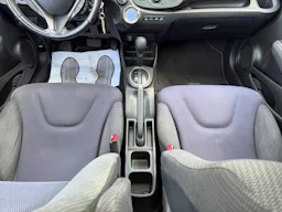 Honda Jazz  1.3 i-VTEC + Electrique - 14 - BV CVT  II Luxury PHASE 2 occasion - Photo 26