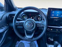Toyota Yaris Cross  Hybrid 116h - BV CVT AWD-i  Design PHASE 1 occasion - Photo 11