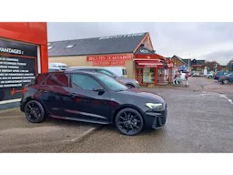Audi A1 Sportback 35 TFSI 150 ch S tronic 7 S Line occasion - Photo 3