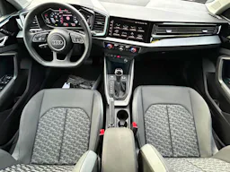 Audi A1  Sportback 30 TFSI 116 ch S tronic 7 S Line occasion - Photo 8